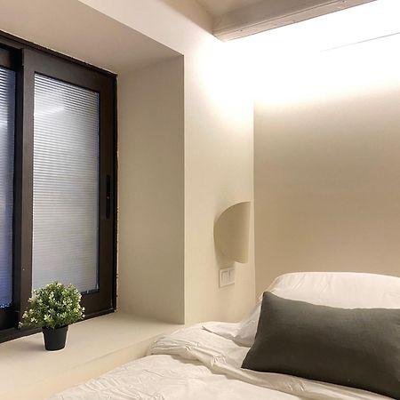 Unique Living Born Apartments & Studios برشلونة المظهر الخارجي الصورة
