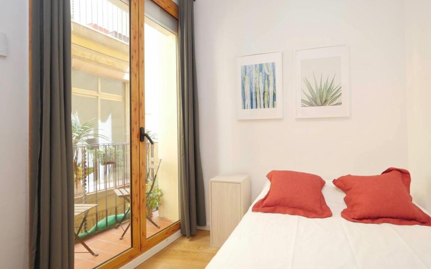 Unique Living Born Apartments & Studios برشلونة المظهر الخارجي الصورة