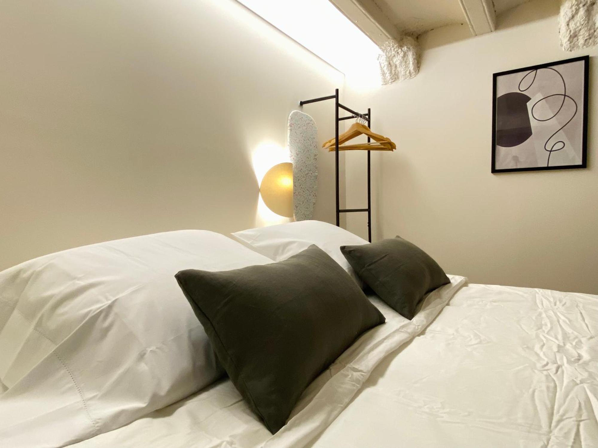 Unique Living Born Apartments & Studios برشلونة المظهر الخارجي الصورة