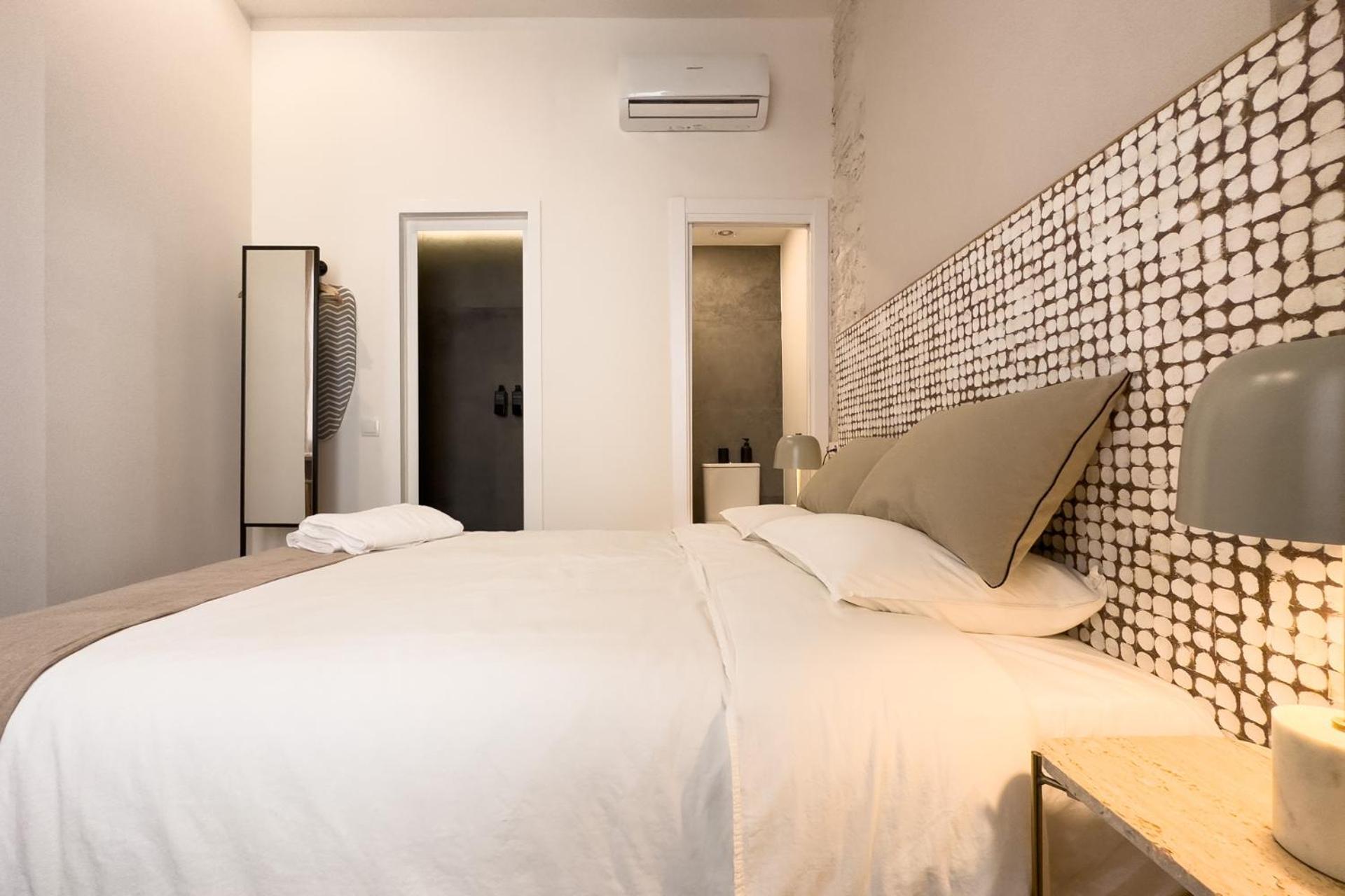 Unique Living Born Apartments & Studios برشلونة المظهر الخارجي الصورة